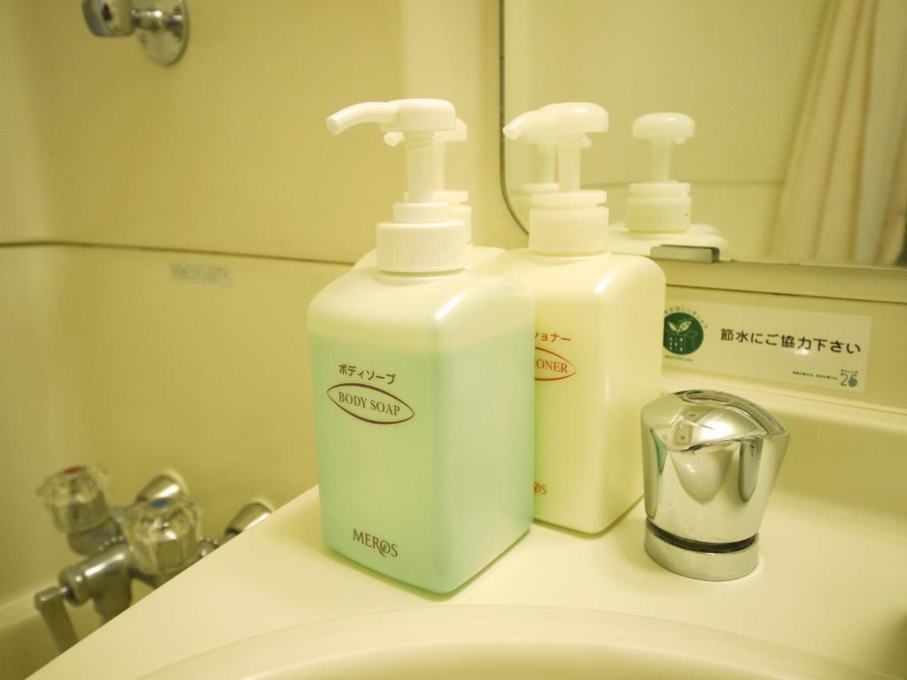 Hotel Route-Inn Matsusaka Ekihigashi Номер фото